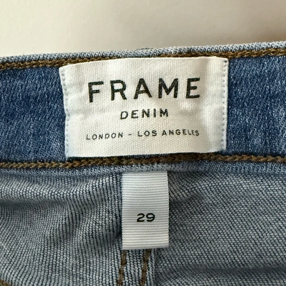 FRAME DENIM Le High Straight Jeans in Bestia Wash - Picture 8 of 11